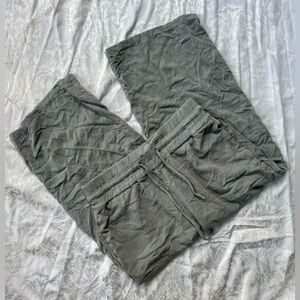 sundays light green flowy pants size m